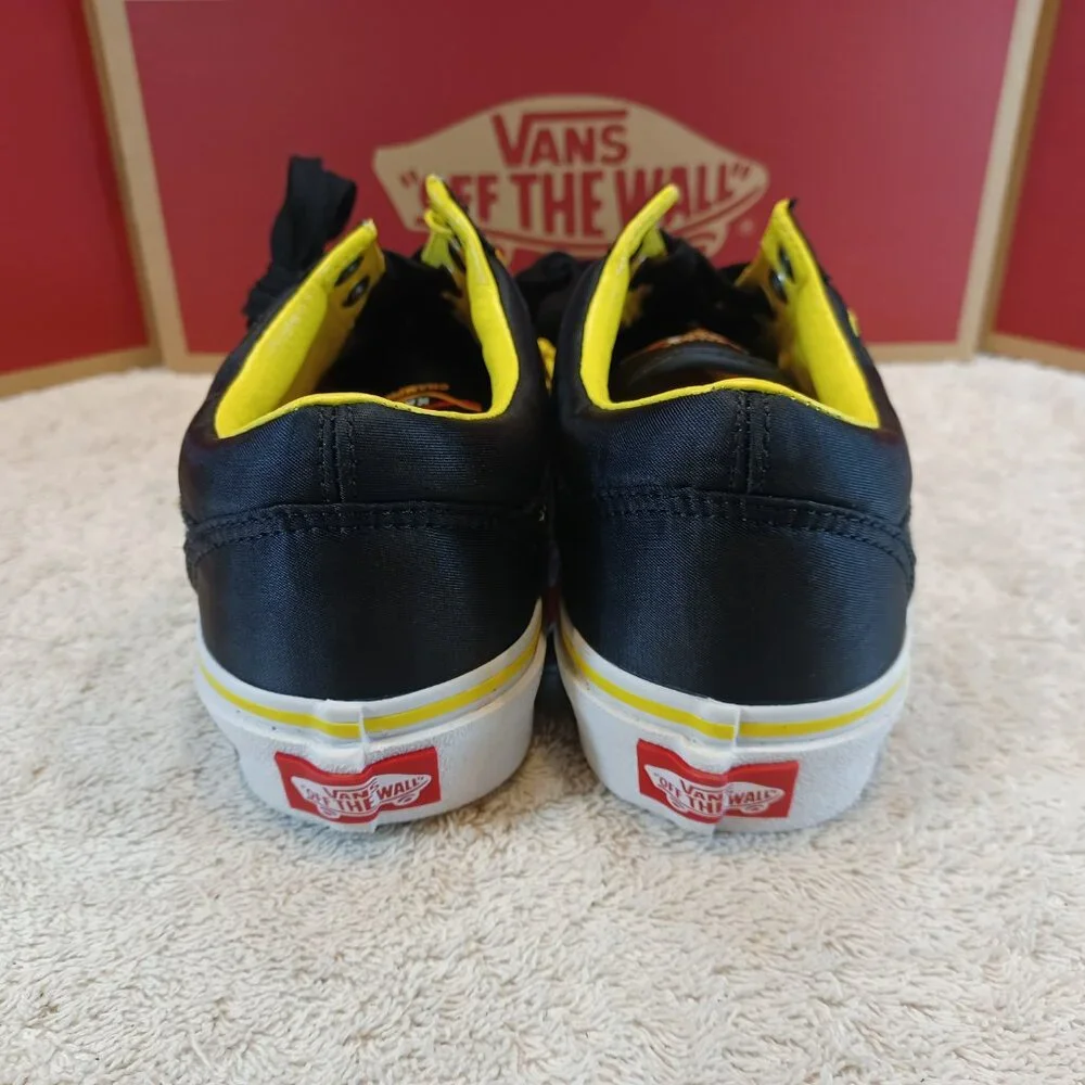 Vans X Men's 4.5/Women's 6 Old Skool Cobra Kai Dojo Black/Yellow VN0A3WKT05N